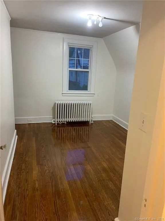 51 Plymouth Rd - Photo 2 of 10