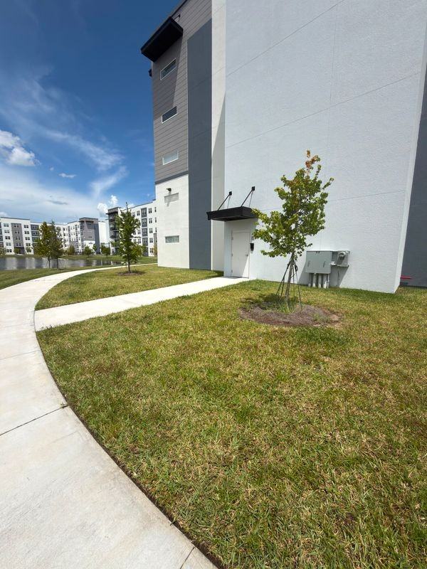 5587 Millenia Park Blvd - Photo 3 of 3