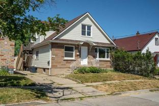 23 Augusta Ave #4 - Photo 1 of 1