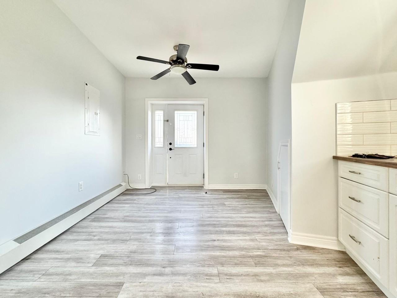 22 State St #3 - Photo 3 of 7