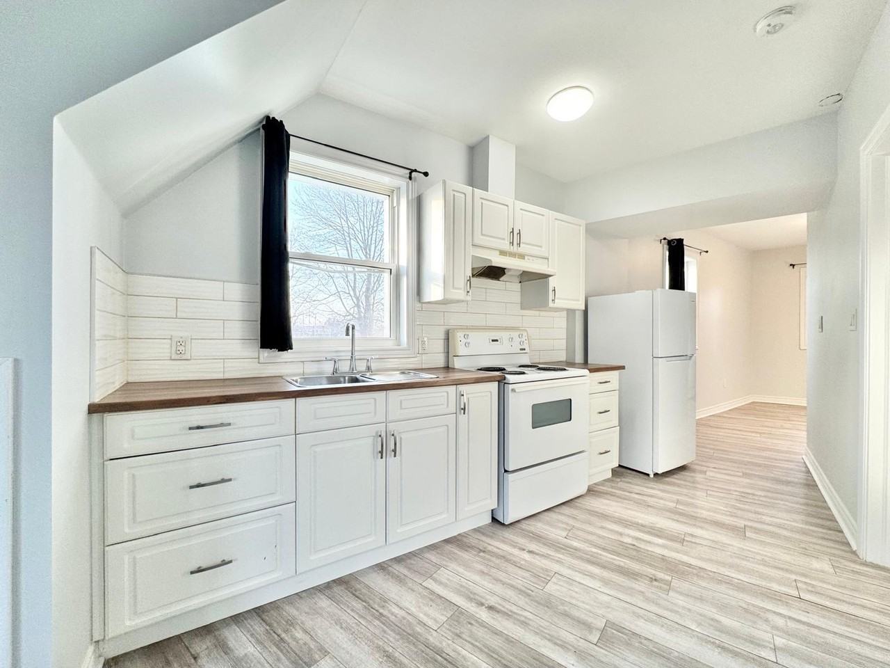 22 State St #3 - Photo 5 of 7