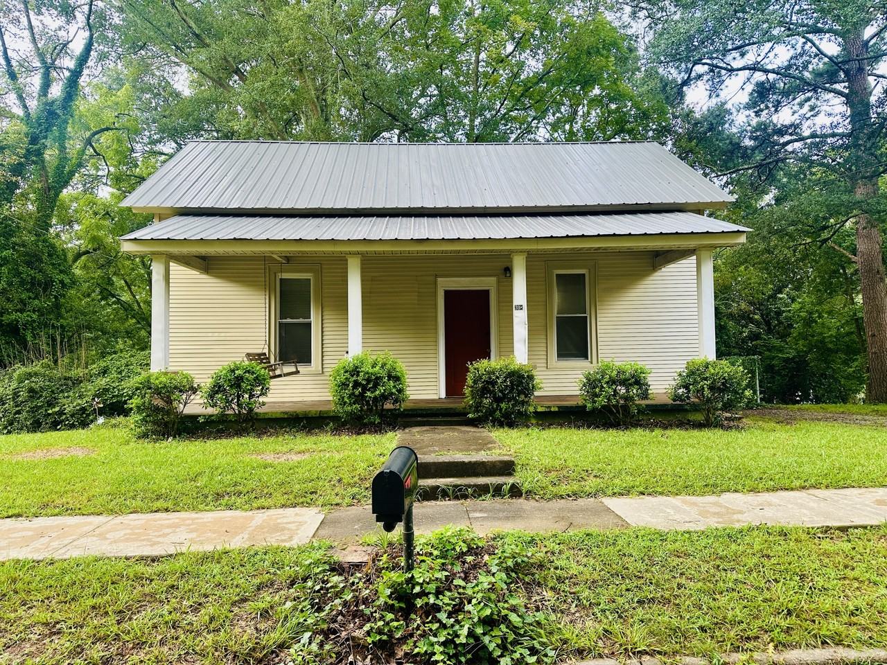 308 Broad St - Photo 2 of 12