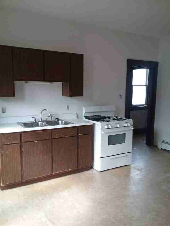 1411 Tennessee St - Photo 4 of 6