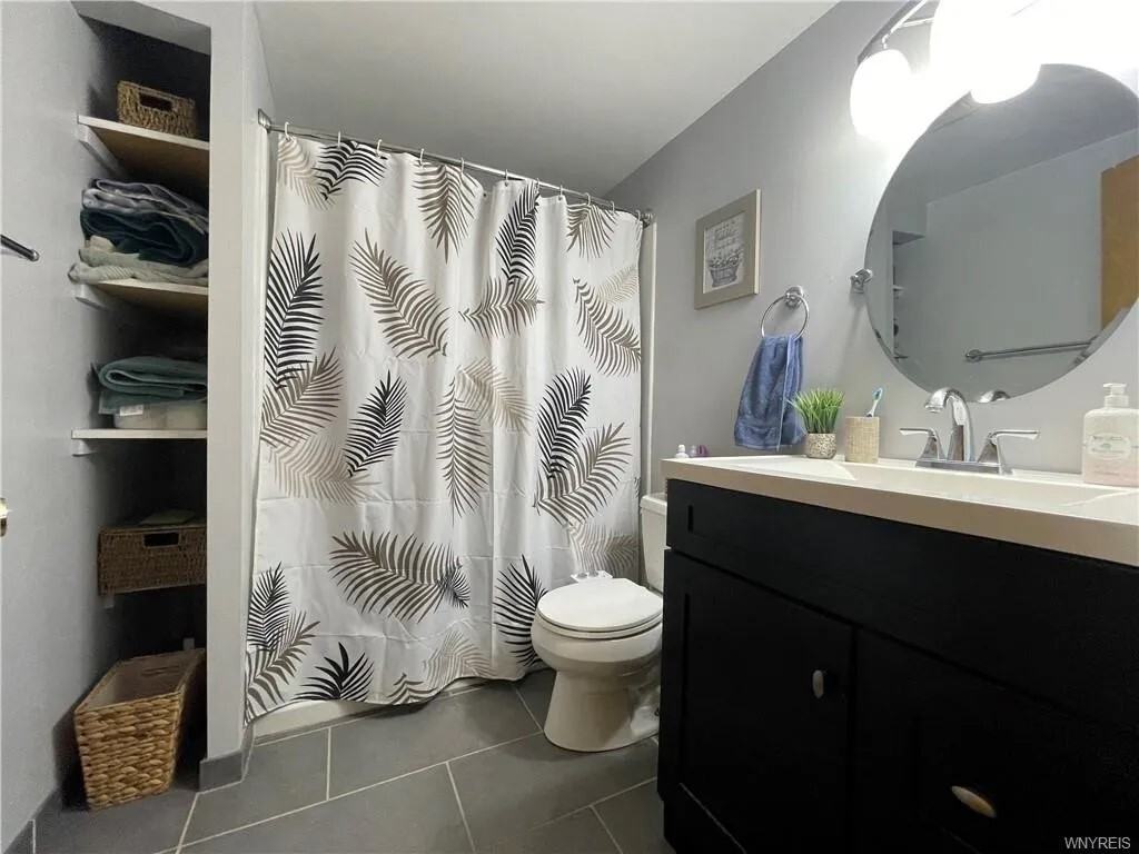 191 Helen St - Photo 3 of 19
