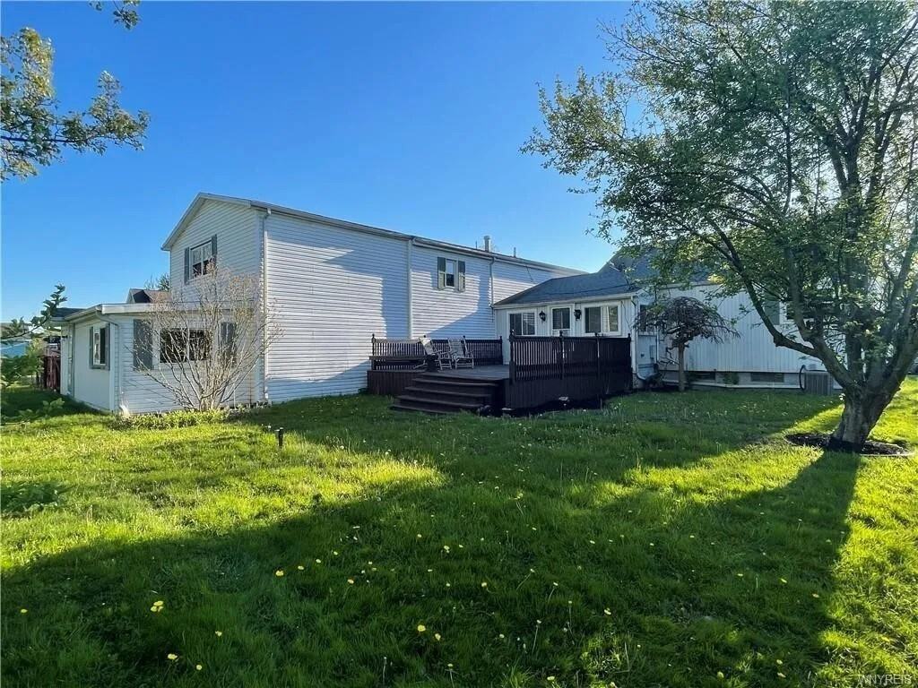 191 Helen St - Photo 5 of 19