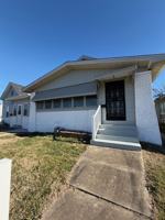 featured image of 918 S Barker Ave
