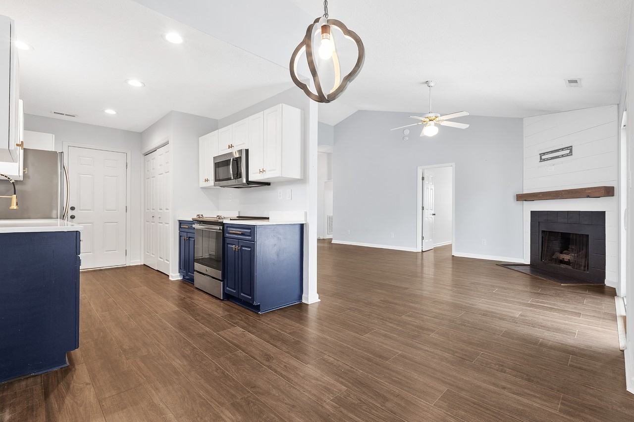 100 Kensington Way - Photo 5 of 18