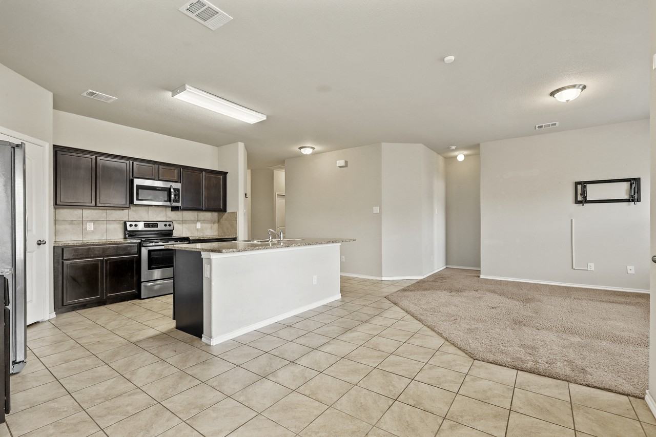 2632 Gains Mill Drive; Forth Worth - Photo 2 of 20