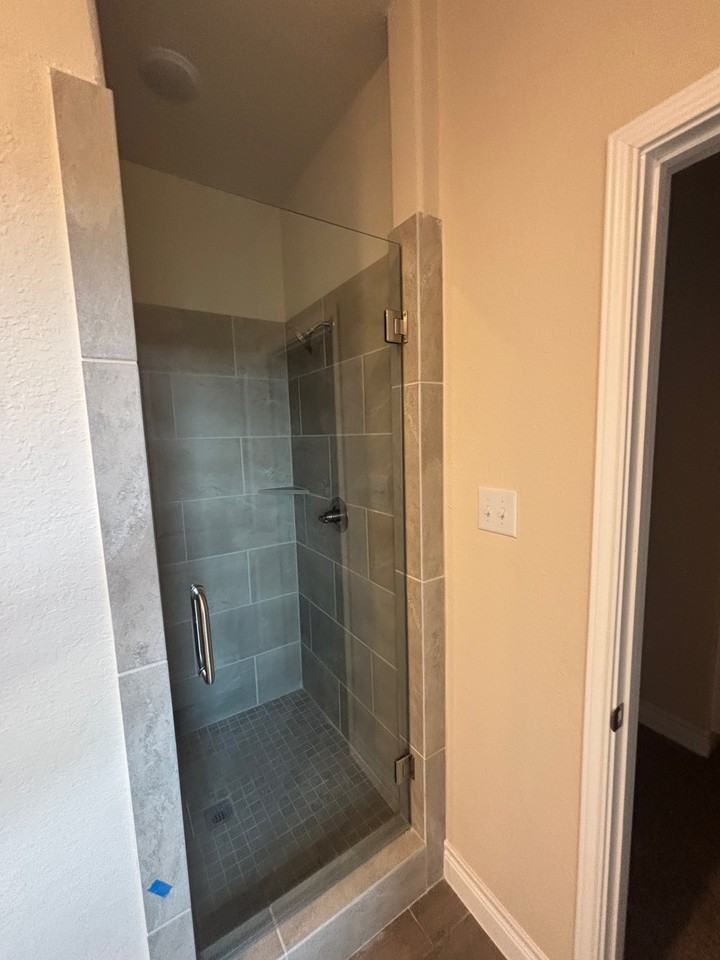 105 Troubadour Ln - Photo 6 of 10