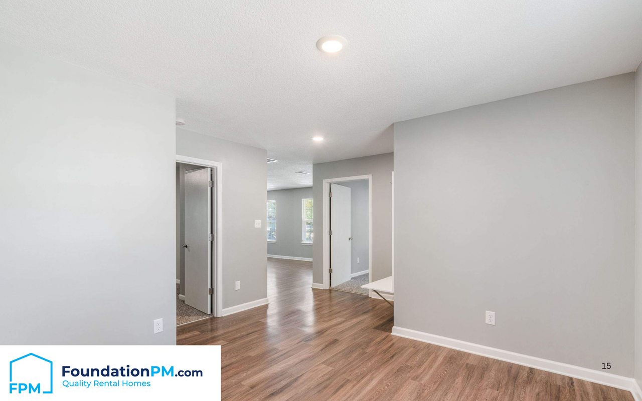3985 Willowview Ave - Photo 7 of 21