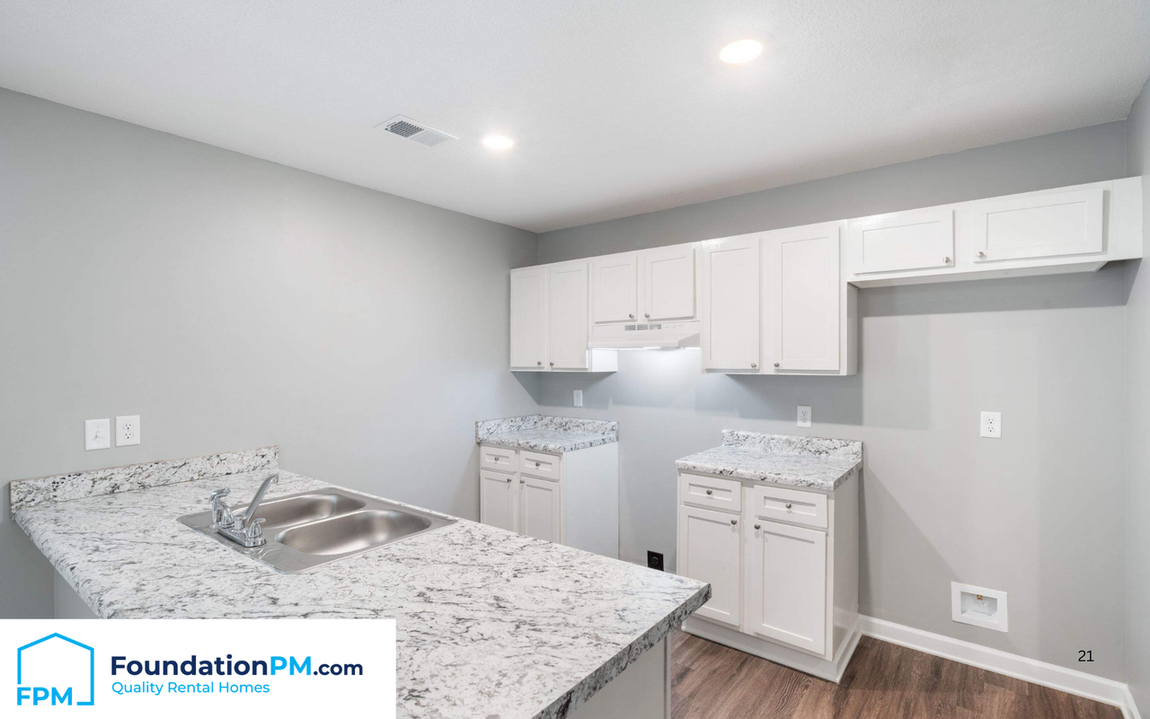 3985 Willowview Ave - Photo 4 of 21