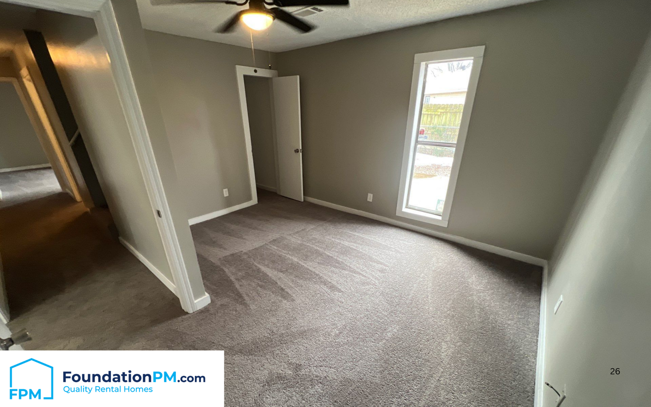 4855 Shulman Cv - Photo 3 of 20
