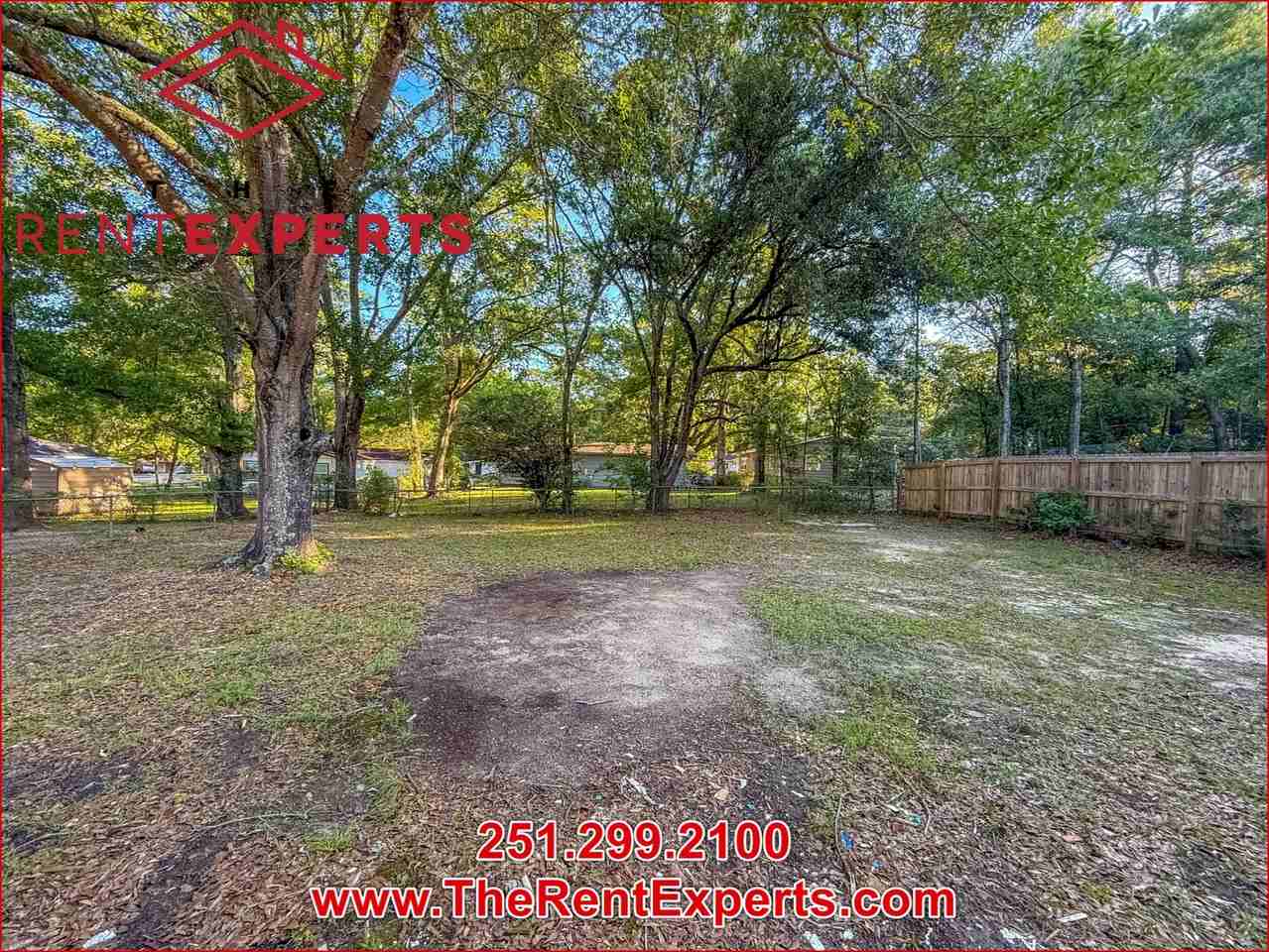 6652 Zeigler Blvd - Photo 4 of 29