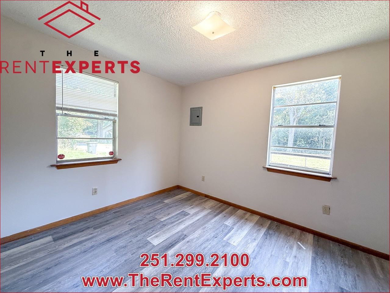 736 Reynolds Ave #B - Photo 6 of 19