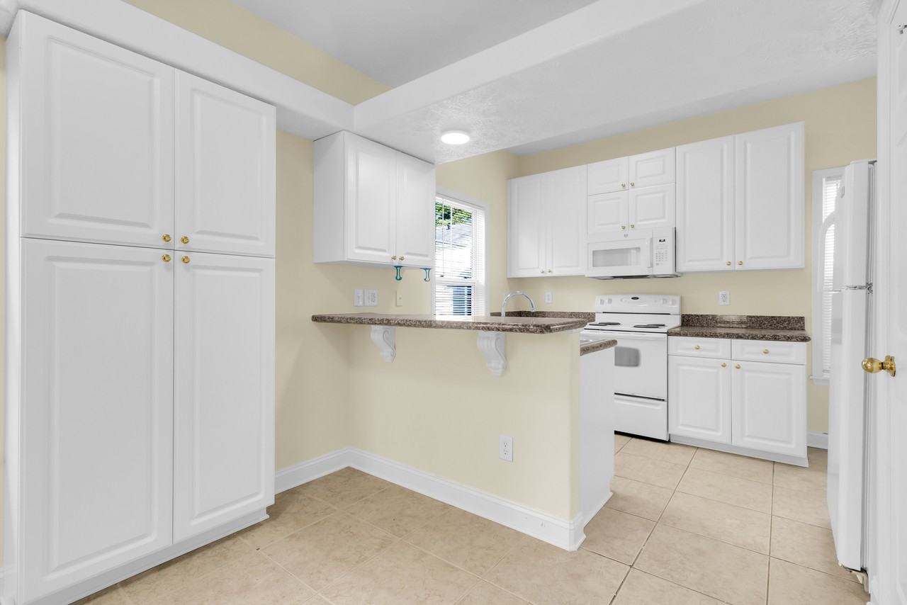 504 Sea Knight Ln #1 - Photo 2 of 50