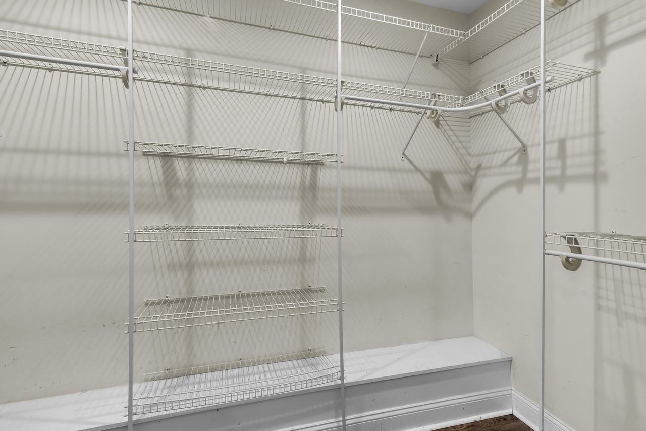 110 Delanie Way - Photo 4 of 50