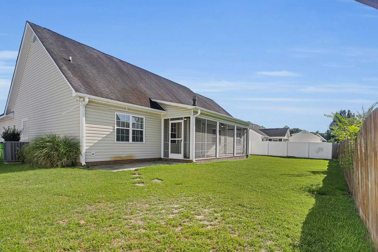 110 Delanie Way - Photo 4 of 50