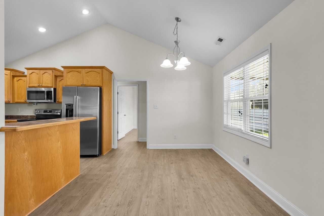 110 Delanie Way - Photo 2 of 50