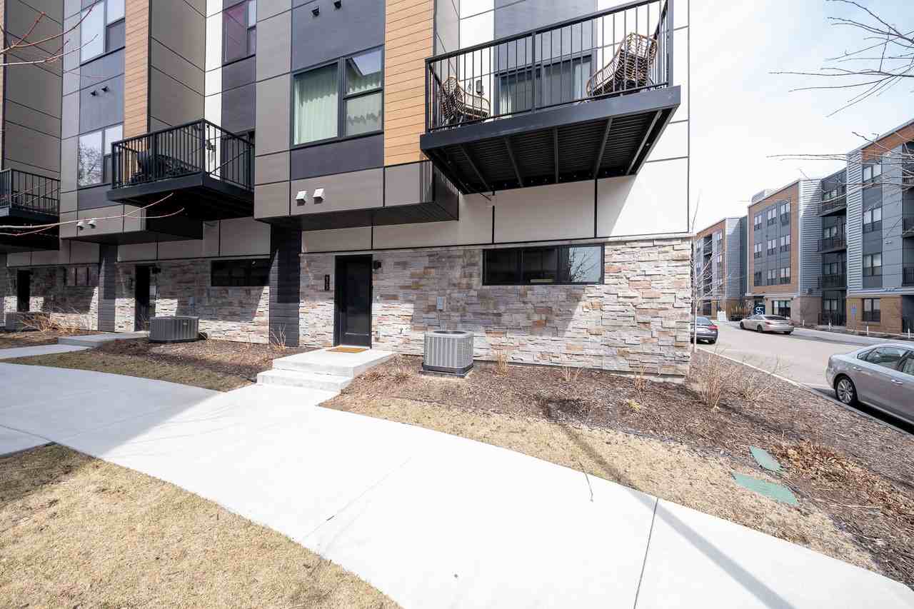 6363 16th Ave S #1 - Photo 3 of 27