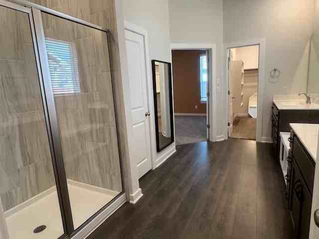 160 Biscayne Dr - Photo 4 of 19