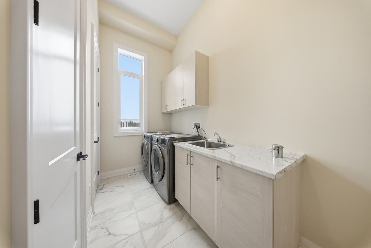 13 Aldwinckle Ave #1 - Photo 3 of 48