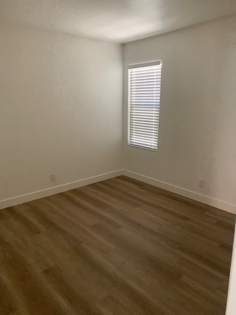 912 Colleen Ave - Photo 5 of 10