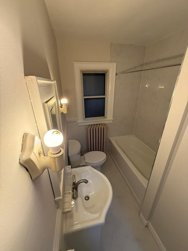 507 Strathmore Blvd - Photo 4 of 6