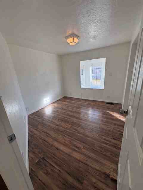 206 Ne Fishermans Dr - Photo 3 of 10