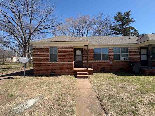 201 Nw 3rd St #A - Photo 4 of 7