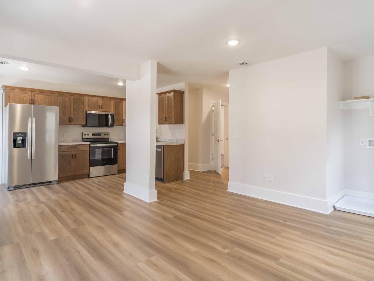 821 Jefferson Ave #1 - Photo 3 of 7