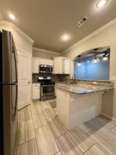 100 Sullivans Way - Photo 2 of 19