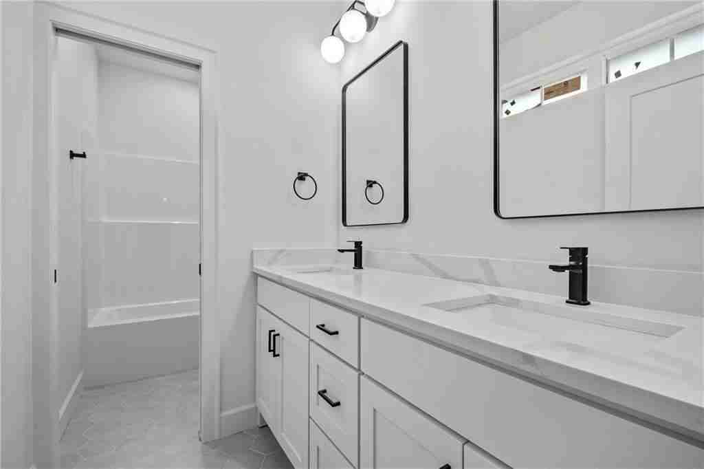 490 Apollo Dr - Photo 3 of 33