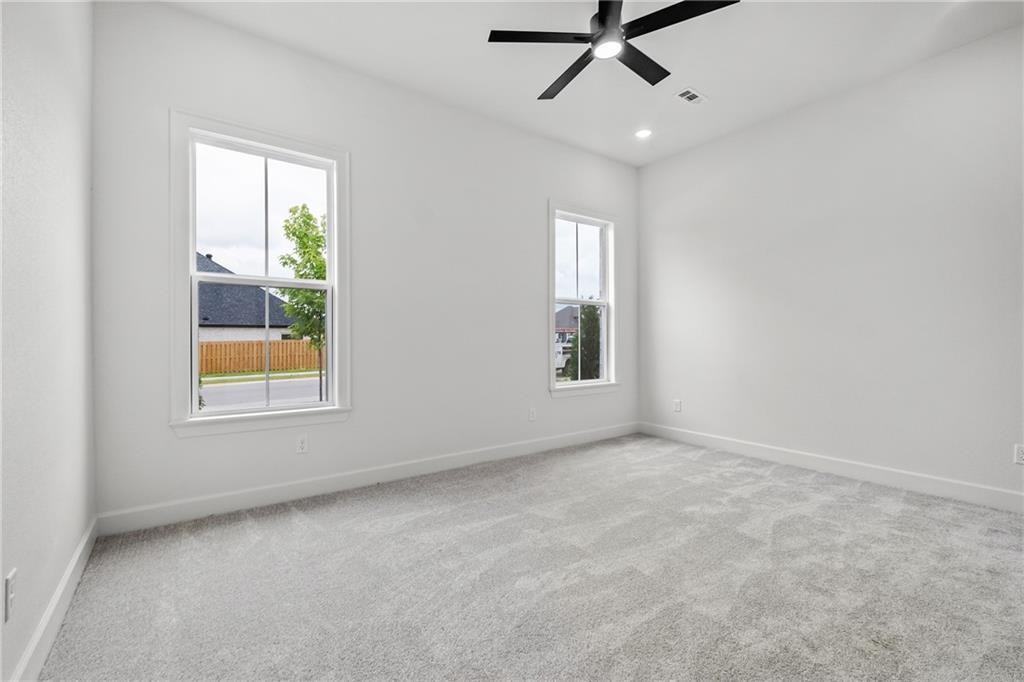490 Apollo Dr - Photo 5 of 33