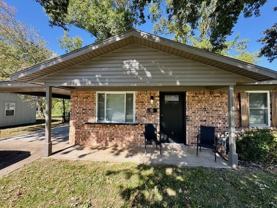 705 Se 10th St - Photo 1 of 1