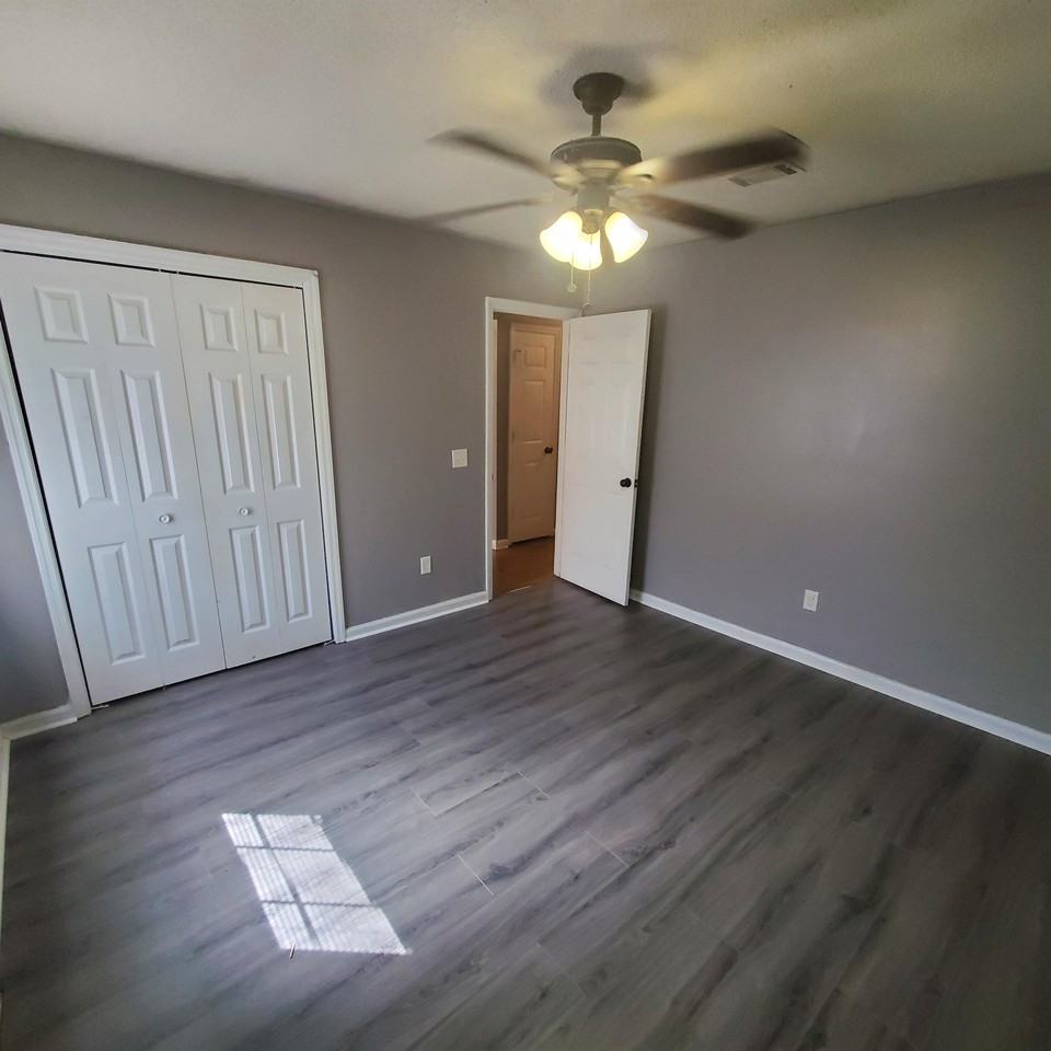 953 Wedgewood Way - Photo 7 of 11