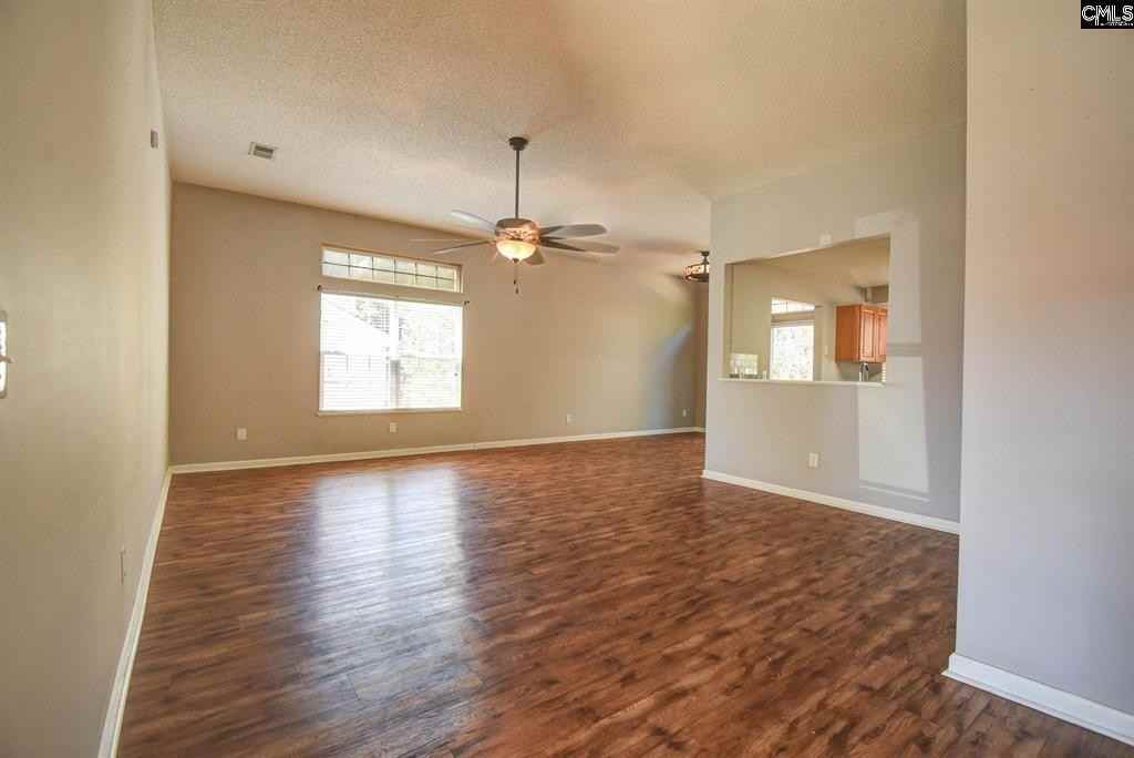 135 Cape Jasmine Way - Photo 2 of 9