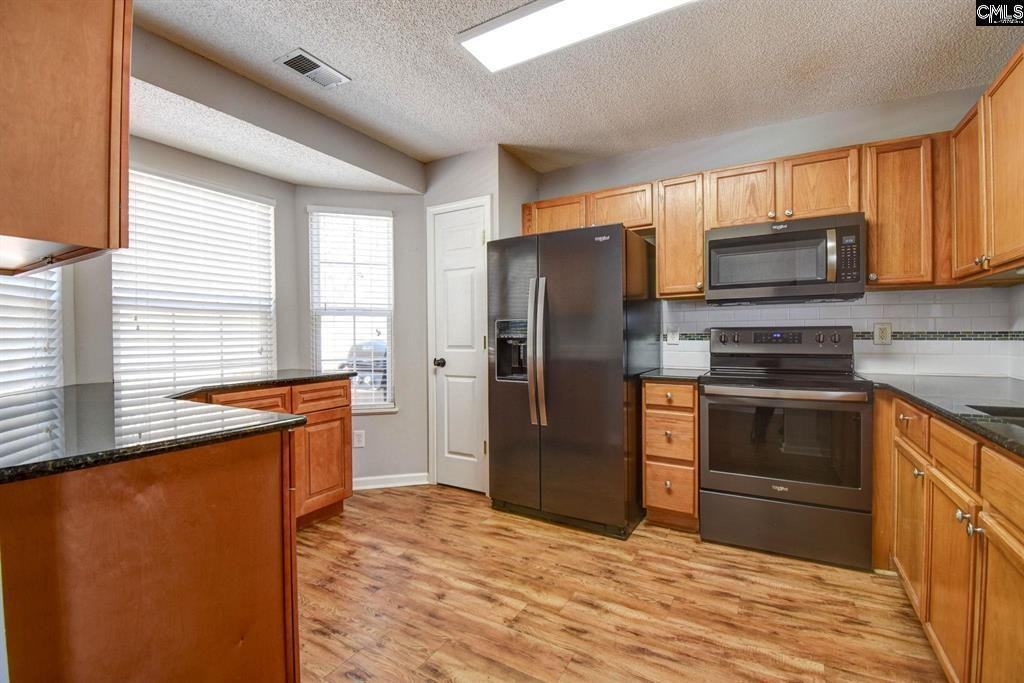 135 Cape Jasmine Way - Photo 7 of 9