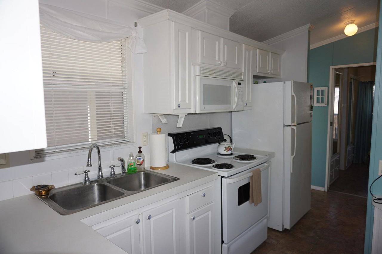 15 E Bradley St - Photo 3 of 14