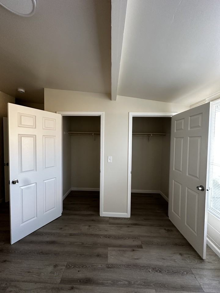2026 W Avenue 134th - Photo 4 of 5