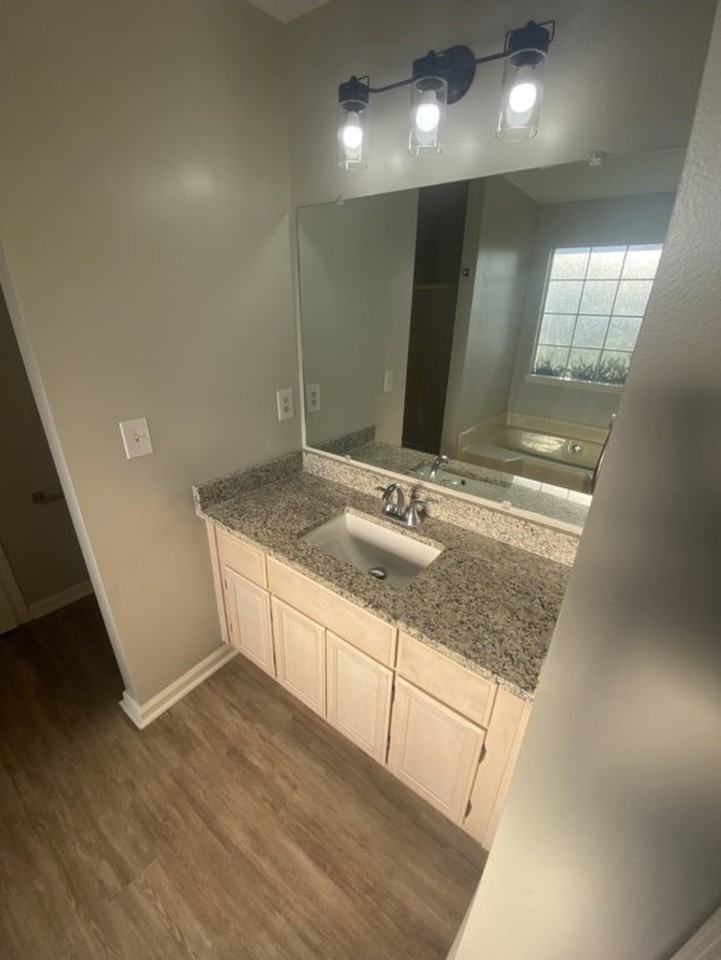 108 Winchester Ln - Photo 4 of 25