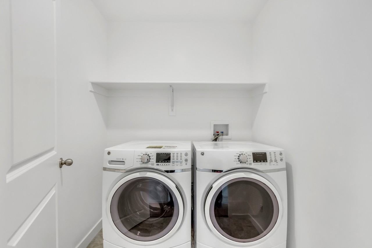 1158 S 1740 W #1 - Photo 3 of 32