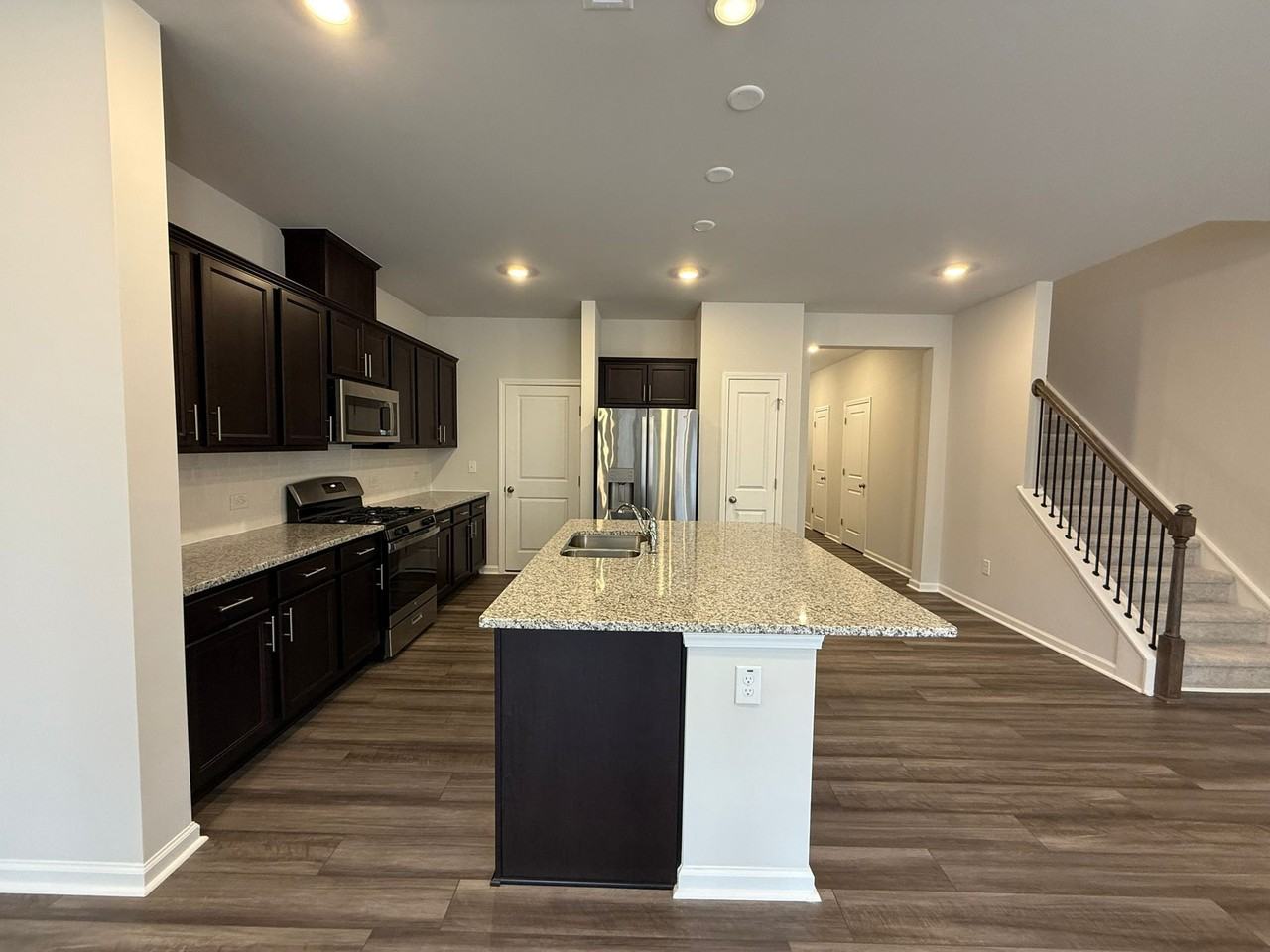 2212 Tulip Bloom Ln - Photo 5 of 50