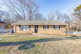 111 Daniels Dr - Photo 1 of 1