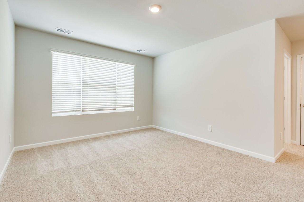 4208 Oswin Dr - Photo 2 of 34