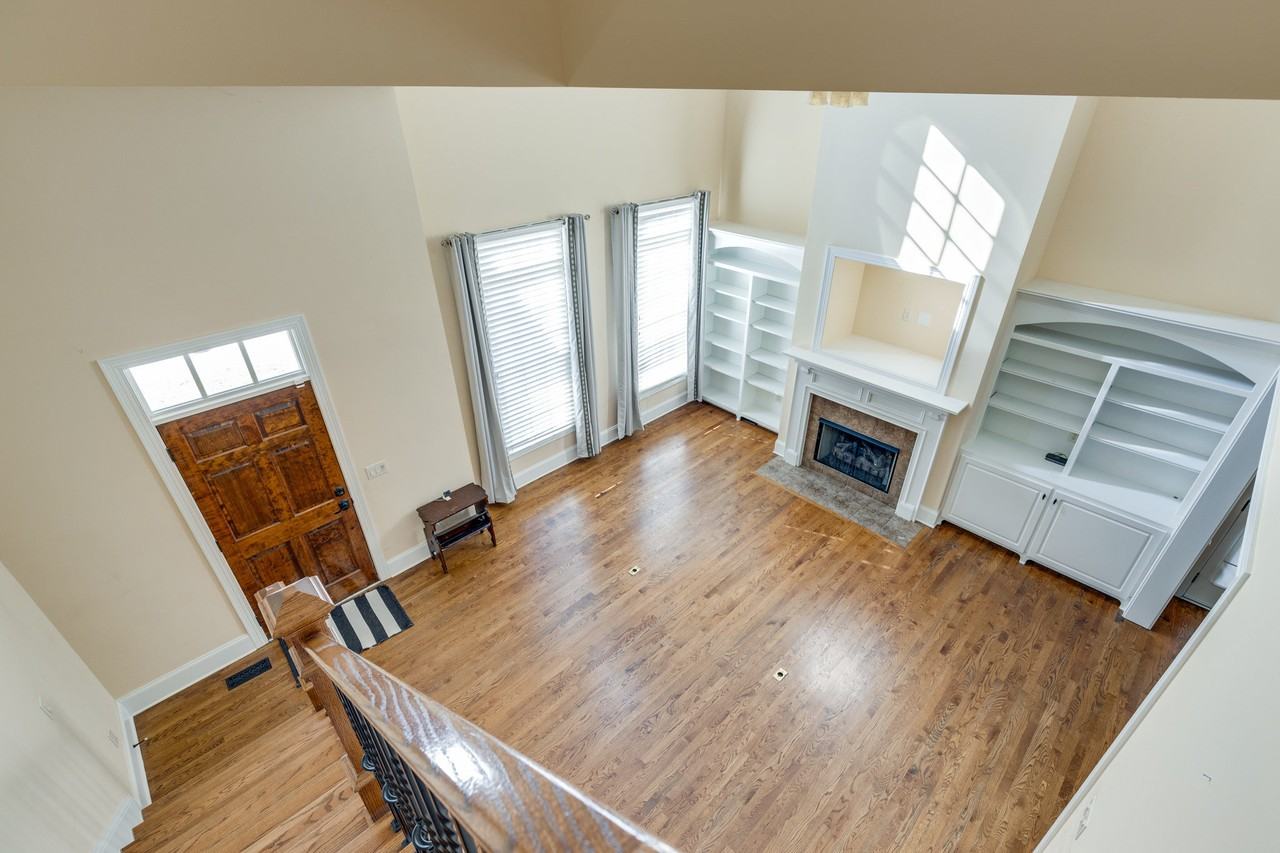 3012 Americus Dr - Photo 4 of 43