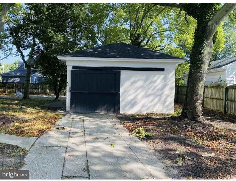 201 Truitt St - Photo 7 of 18