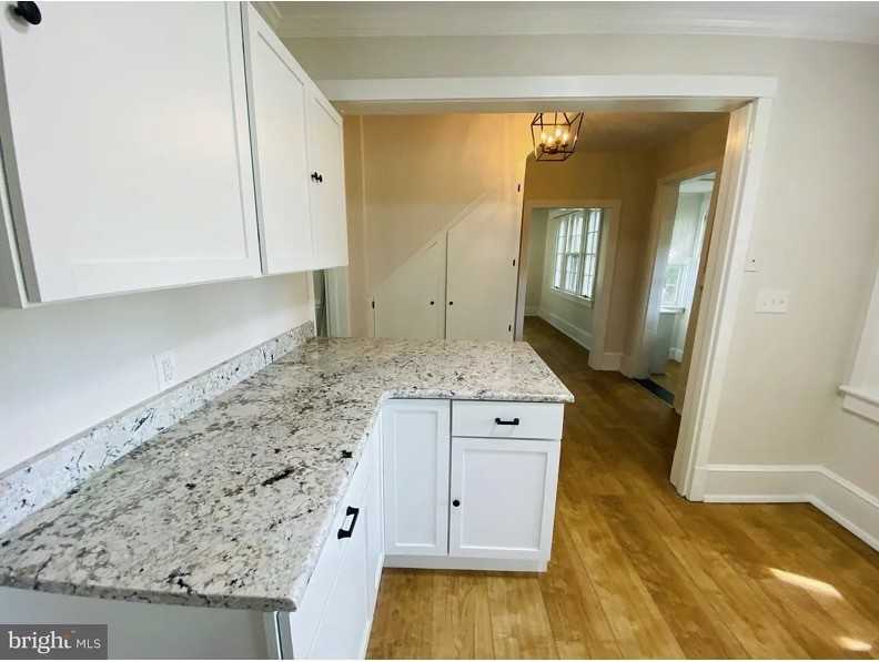 201 Truitt St - Photo 2 of 18