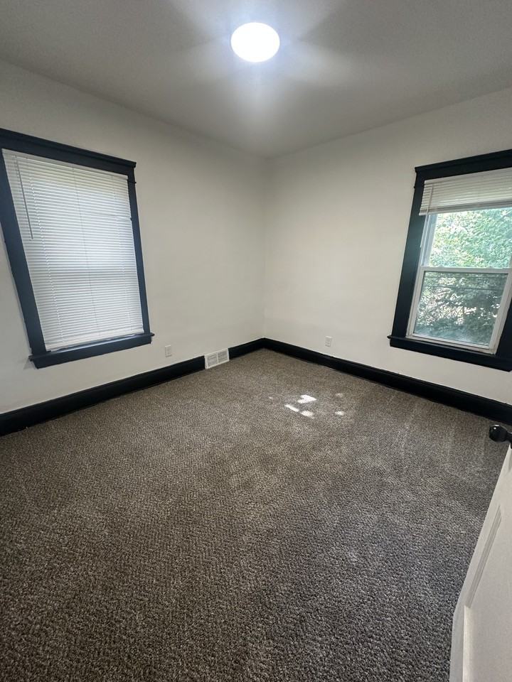 11320 Durant Ave #11322 - Photo 3 of 24
