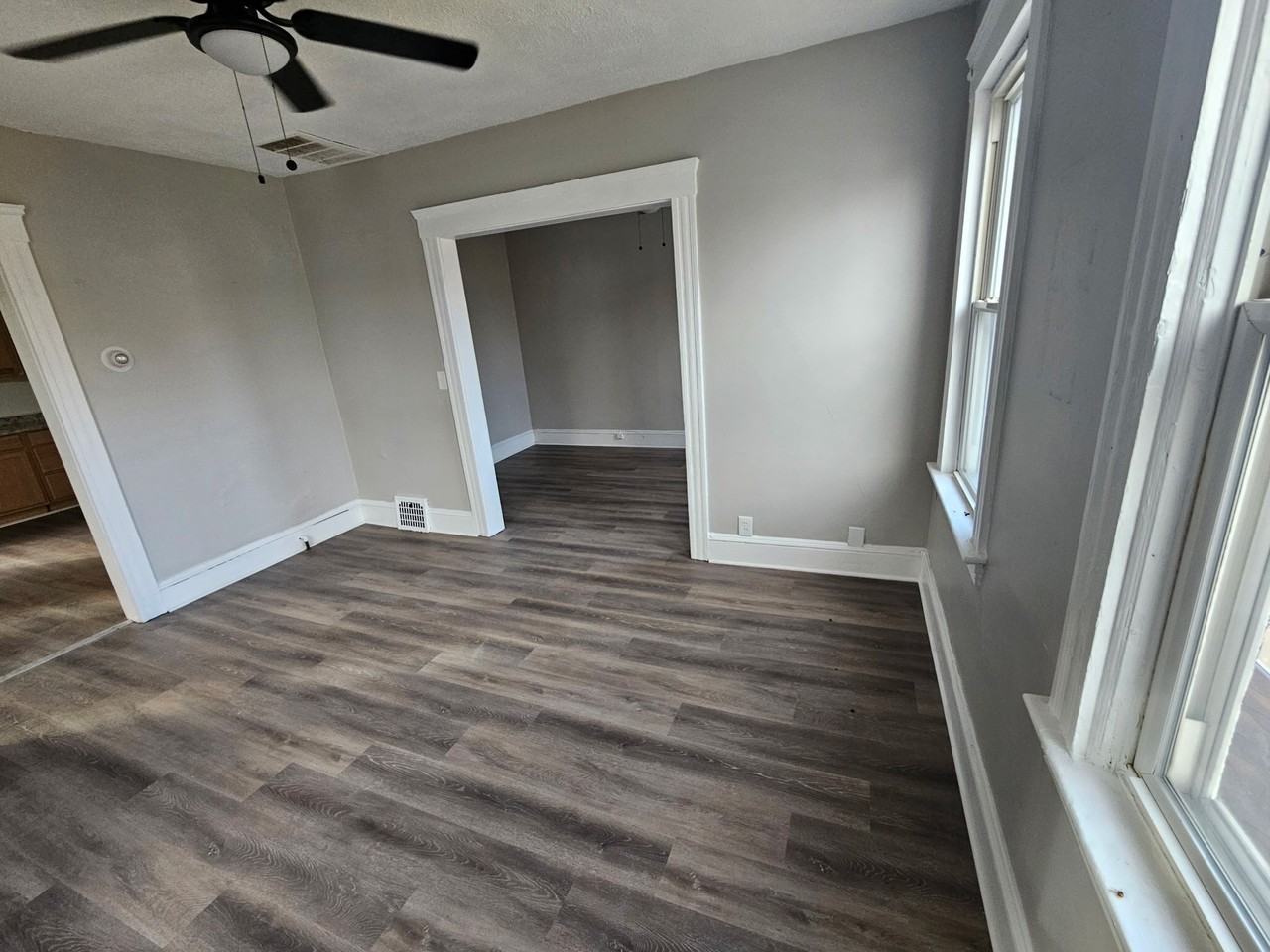 1148 Norwood Rd - Photo 2 of 20
