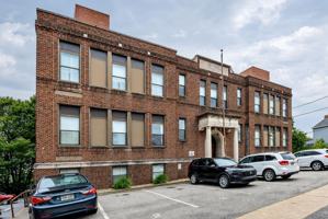 featured image of 233 Ridgewood Ave